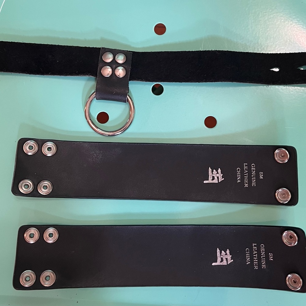 100% Leather with metal hardware Lot 3 set